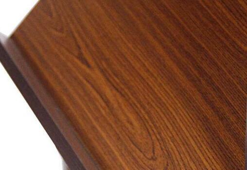 胡桃木色板图片 胡桃木色板图片